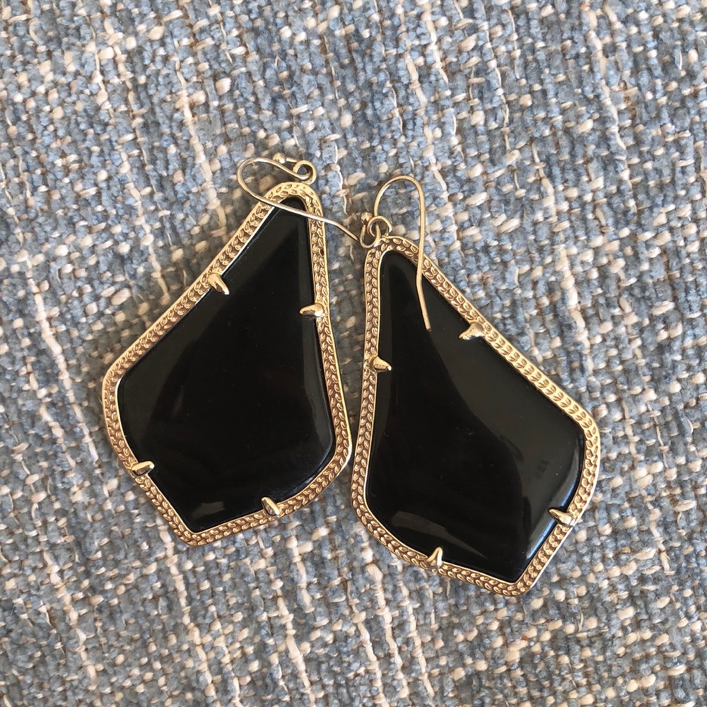 Kendra Scott black earrings